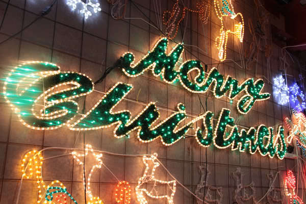 Samland 5.5m Merry Christmas LED Sign – Outdoor & Commercial Display