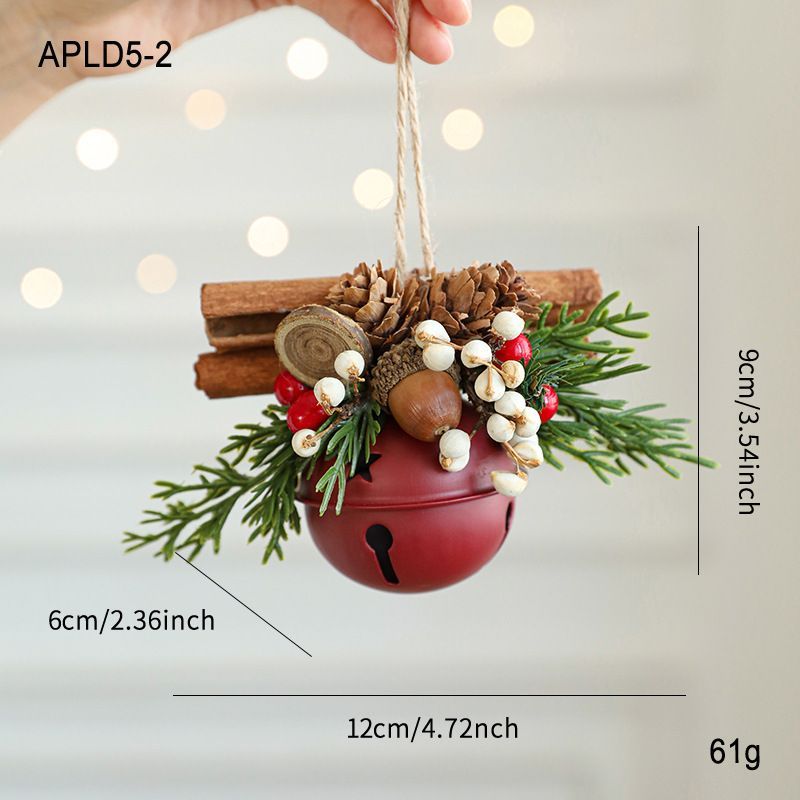 Vintage Floral Christmas Bell – Red & Gold