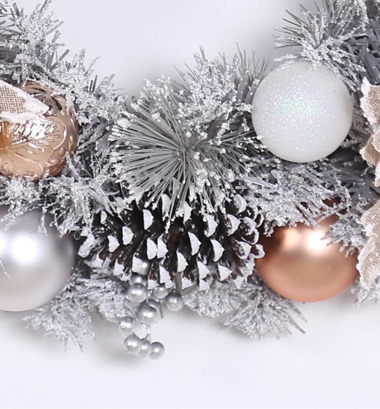 Silver Pine Cone Christmas Wreath – 40cm