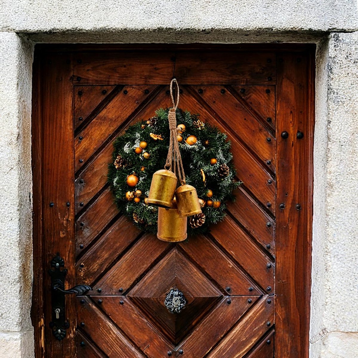 Vintage Gold Christmas Bells – Set of 3
