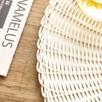 Round Woven Placemats, Non Slip Heat Resistant Plastic Table Mats, Table Placemat For Household Use, Round Rattan Placemats, White, 35.6 cm