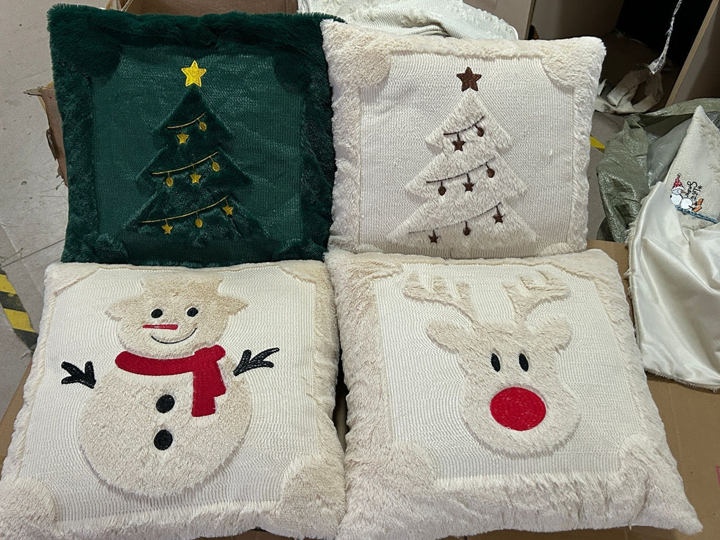 Set of 2 Christmas Cushion Covers – Green Christmas Tree | 45 × 45cm