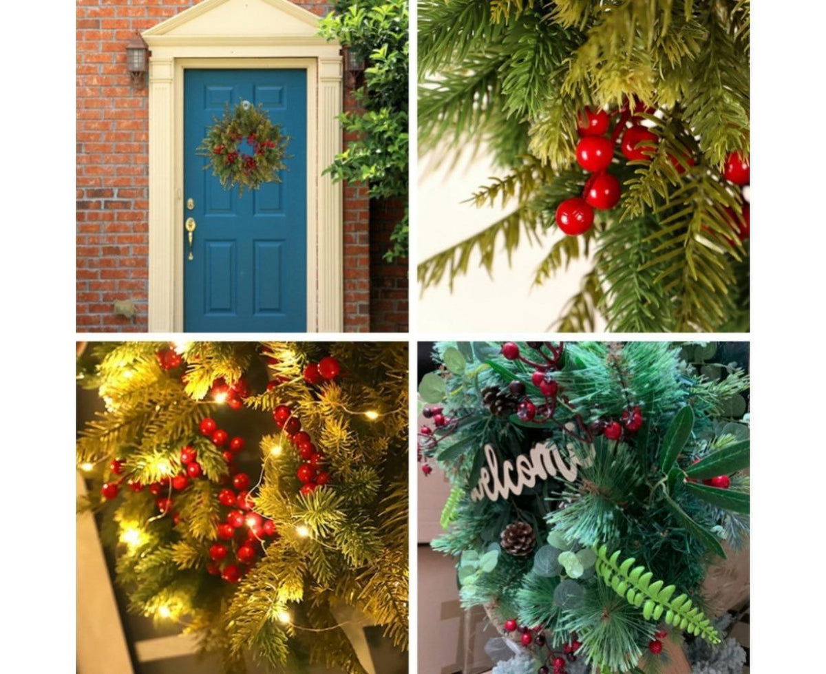 Red Berry Christmas Wreath – 40cm | Warm White LEDs