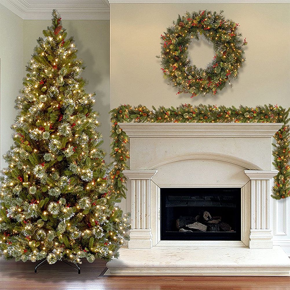 Pre-Lit Christmas Rattan Garland – 2.7m | 50 LEDs