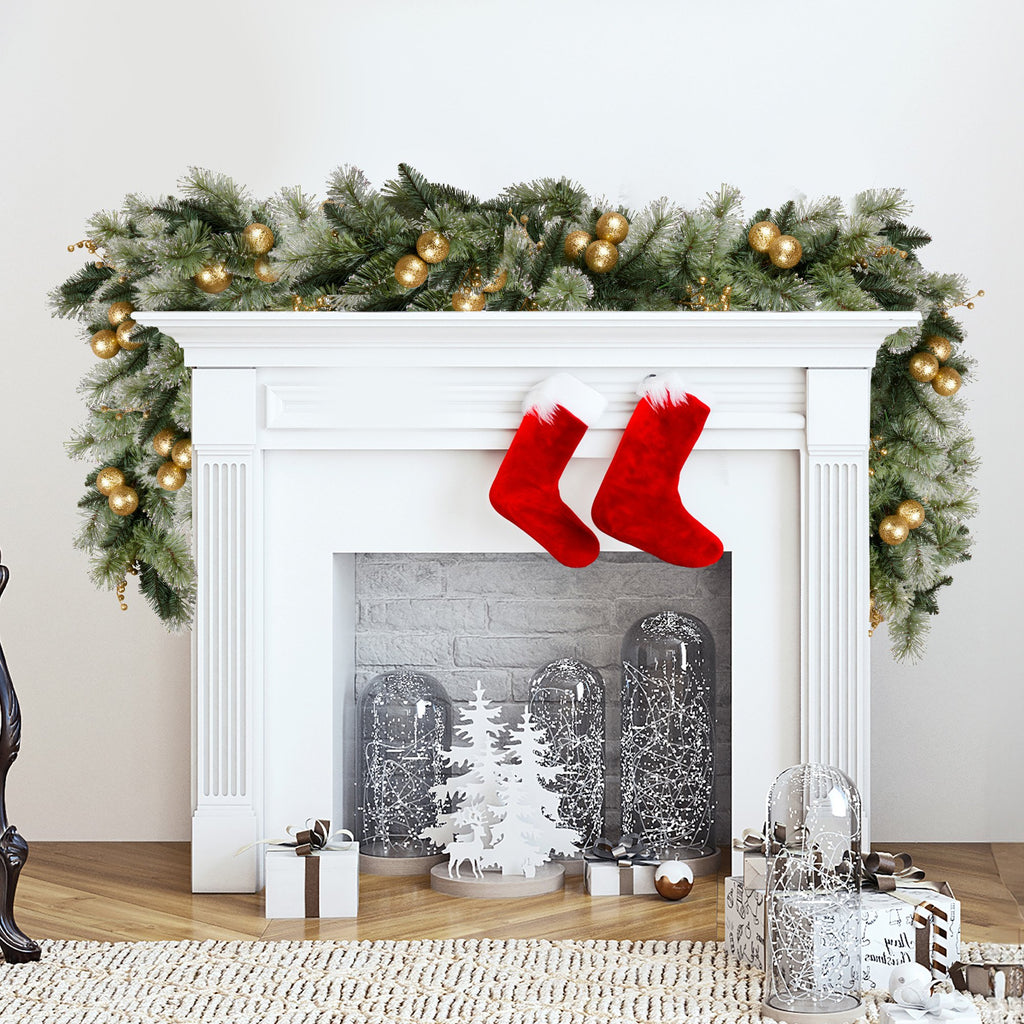 Gold & Green Pre-Lit Christmas Garland – 2.74m | 70 Warm LEDs