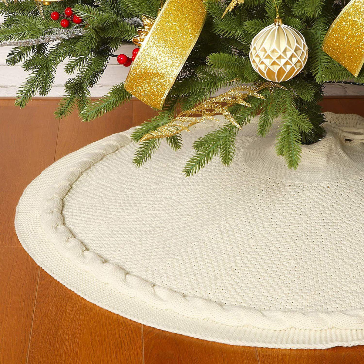 Cable Knit Christmas Tree Skirt – White | 24in