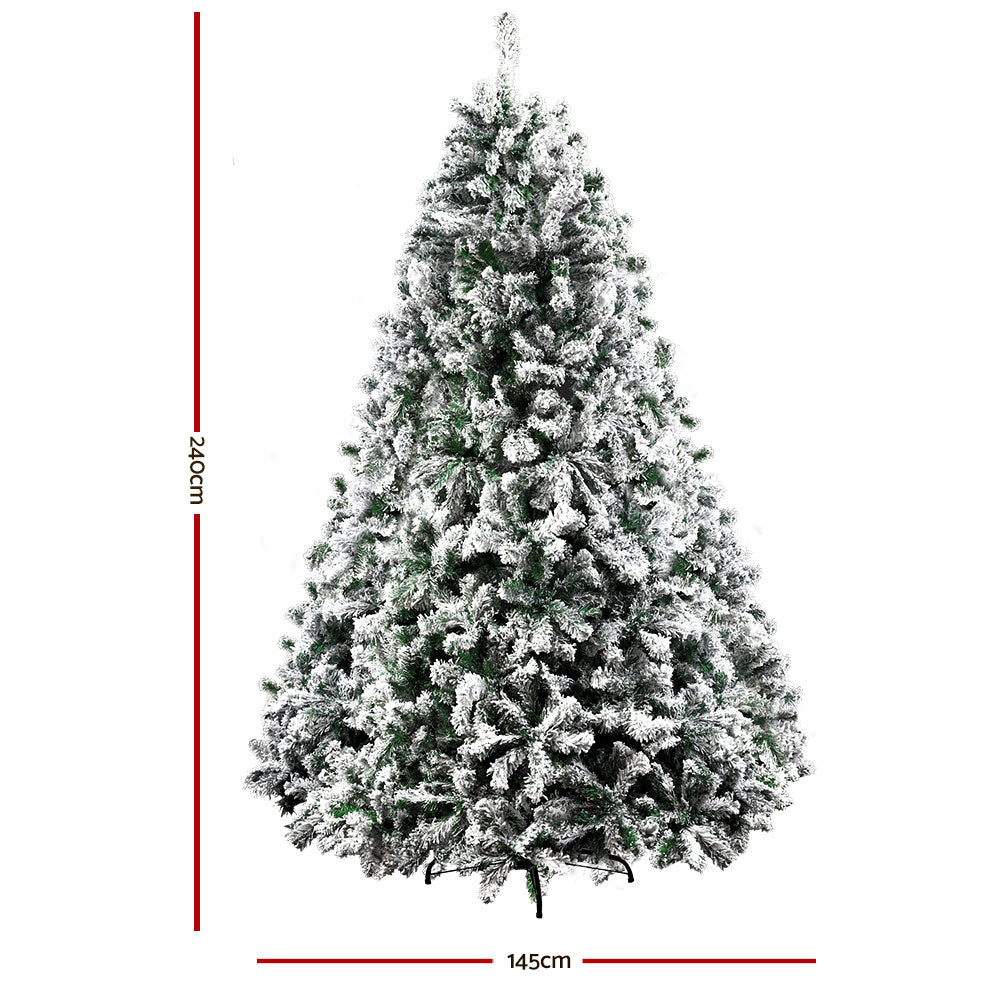 2.4m Snow-Flocked Christmas Tree – 1,500 Tips