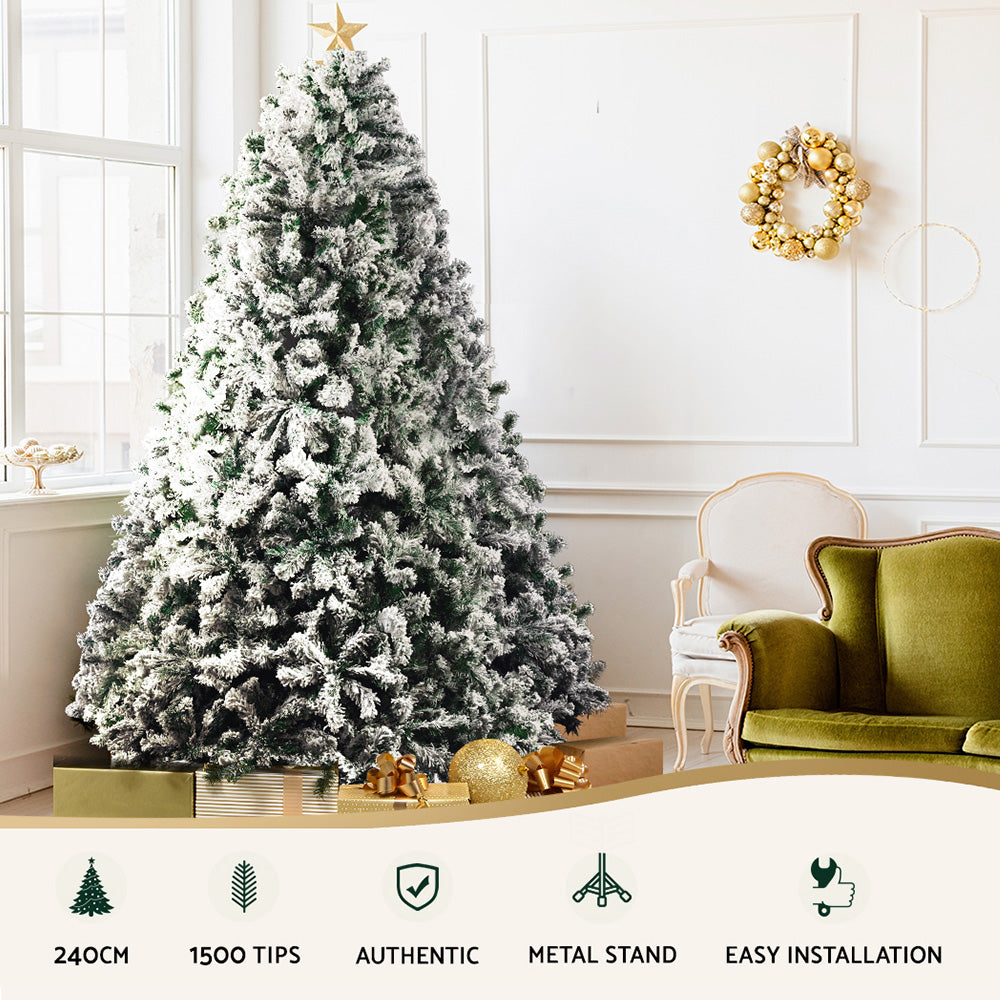 2.4m Snow-Flocked Christmas Tree – 1,500 Tips