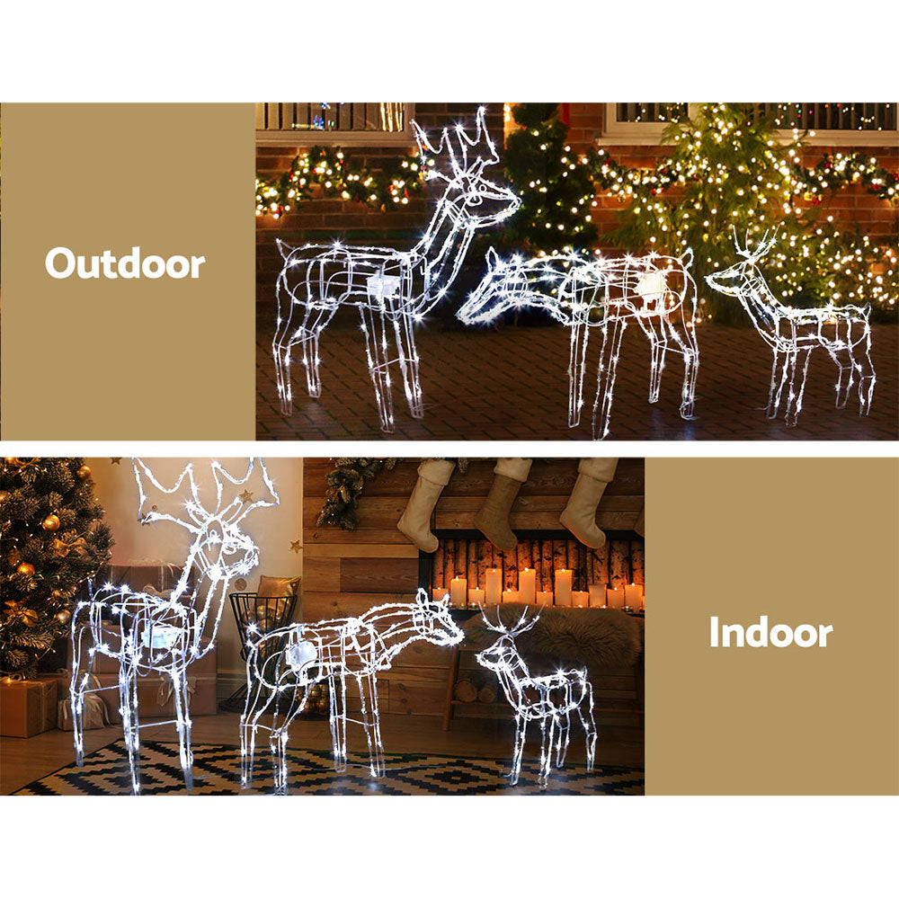 Set of 3 Light-Up Reindeer – 250 LEDs